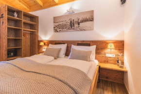 Dorfchalets & Apartments - authentic experience in centre of Kaprun including Tauernspa and Summercard